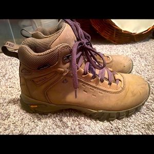 Vasque Talus Ultradry Hiking Boots